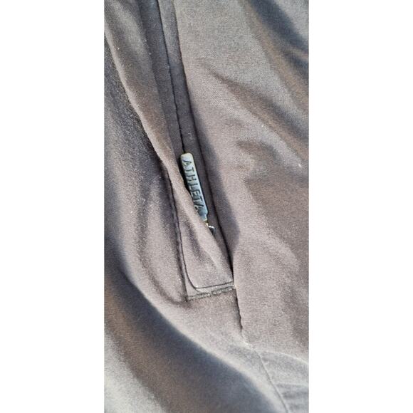 ATHLETA Trekkie Outdoor Utility Hiking Short BLACK 305514 Size 8 Zip Pockets - Picture 11 of 11